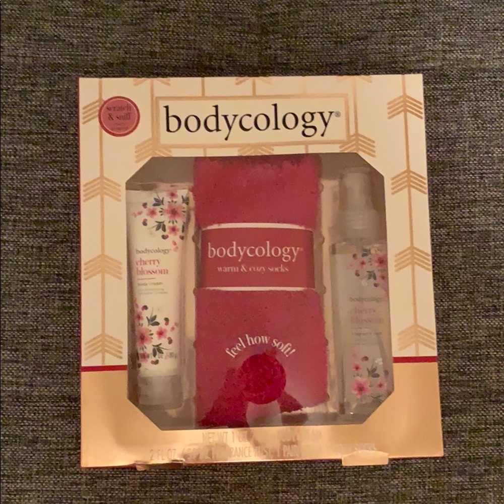 Fragrance and sock kit